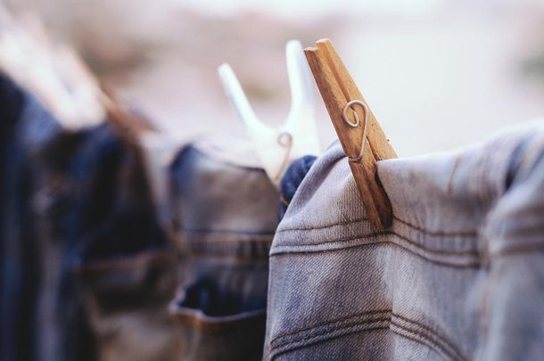 Te brindamos algunos tips para que las prendas se sequen en tiempo récord en el interior de tu hogar. 
