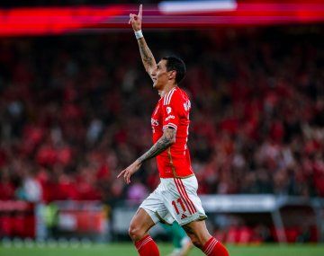 El golazo de Di María en el triunfo del Benfica