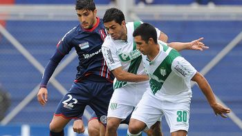 banfield sorprendio al ciclon y logro su primera victoria en el campeonato banfield sorprendio al ciclon y logro su primera victoria en el campeonato