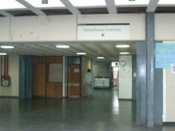 no quiso atender a tres pacientes y se encerro en un consultorio para tener sexo no quiso atender a tres pacientes y se encerro en un consultorio para tener sexo