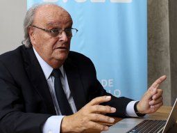 De Mendiguren: El dólar va seguir en 130 pesos