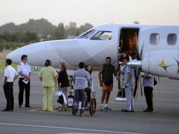 llegaron los cuerpos de dos de los jovenes fallecidos por la tragedia de villa gesell llegaron los cuerpos de dos de los jovenes fallecidos por la tragedia de villa gesell