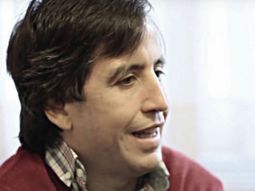 Héctor Beccar Varela, el médico que fue baleado por la policía al ser confundido con un ladrón. Héctor Beccar Varela, el médico que fue baleado por la policía al ser confundido con un ladrón.