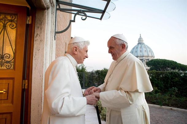 Francisco almorzó con Benedicto XVI en el Vaticano