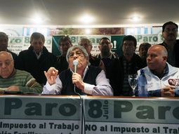 moyano anuncio paro nacional de camioneros para este lunes moyano anuncio paro nacional de camioneros para este lunes