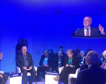 Nielsen en Davos - Crédito:&nbsp;@NielsenEcon