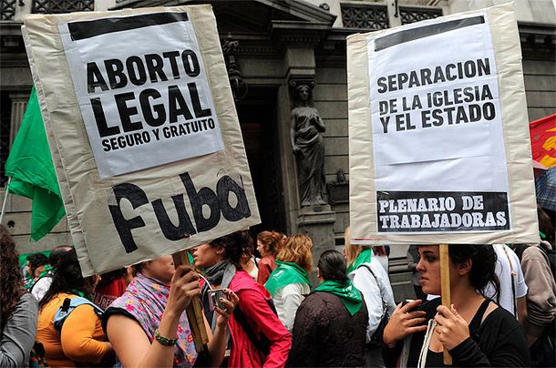 Reglamentan el aborto no punible en el ámbito porteño