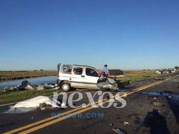 Córdoba: cinco muertos por un choque frontal