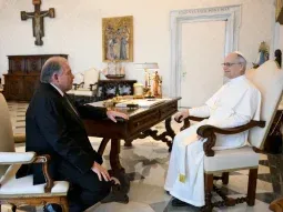 Gerardo Werthein junto al papa León XIV.