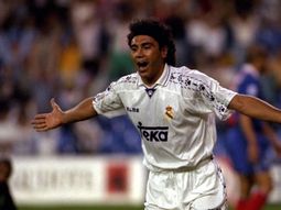 El niño de oro, Hugo Sánchez, el mejor futbolista mexicano del siglo xx. El niño de oro, Hugo Sánchez, el mejor futbolista mexicano del siglo xx.