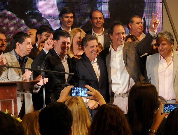 Scioli recorrió La Rioja con Beder Herrera y su candidato en campaña