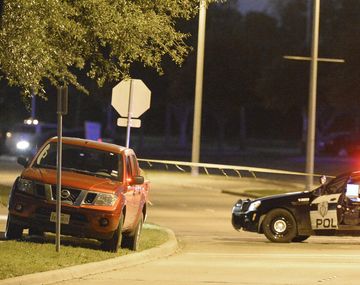 Dos supuestos terroristas muertos en una exposición de caricaturas de Mahoma