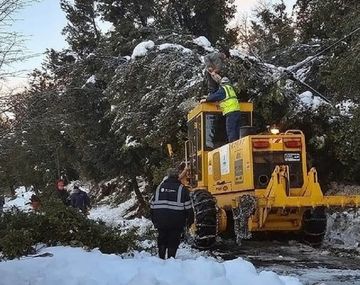 Habilitaron el camino de los Siete Lagos pero Villa La Angostura sigue aislada