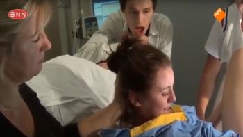 La sorpresa y terror de un joven al presenciar el parto se viraliza La sorpresa y terror de un joven al presenciar el parto se viraliza