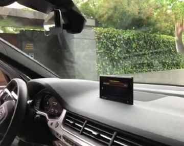 El delantero perdió el control al ritmo de AC-DC