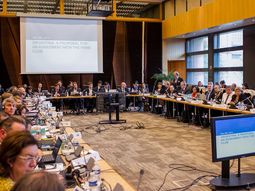 como senal de confianza, la argentina anticipo el primer pago al club de paris como senal de confianza, la argentina anticipo el primer pago al club de paris