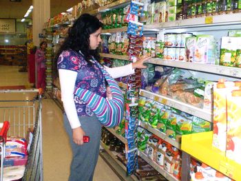 Algunos comercios cerrarán sus puertas durante todo el día