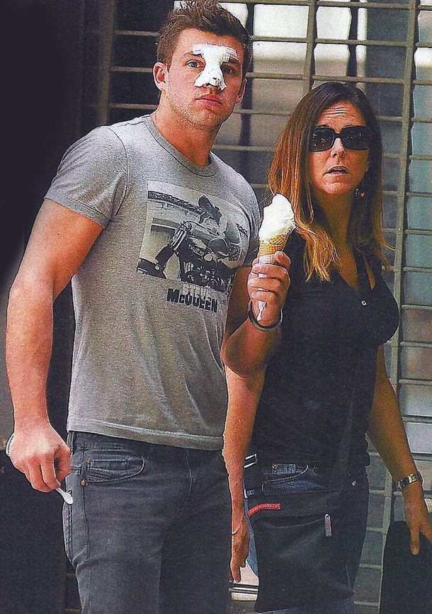 ¿Qué le pasó en la nariz a Leandro Penna?