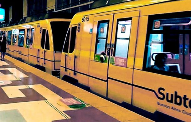 Subte: liberarán molinetes en la estación Juan Manuel de Rosas de la línea B