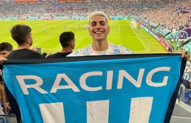 El streamer Coscu donó más de medio millón de pesos a hinchas de Racing estafados