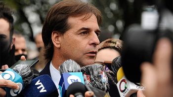 El presidente Luis Lacalle Pou aseguró que habrá renuncias en la CTM de Salto Grande y en la Junta Departamental de Salto. El presidente Luis Lacalle Pou aseguró que habrá renuncias en la CTM de Salto Grande y en la Junta Departamental de Salto.