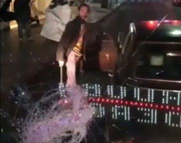 Le suspendieron el registro al Loco de la barreta que atacó un colectivo en Recoleta