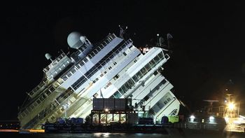 el costa concordia volvio a estar a flote el costa concordia volvio a estar a flote