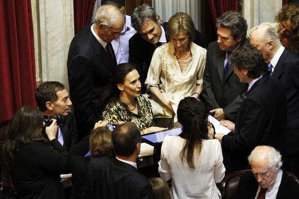 El PRO impulsa un proyecto para eximir del IVA a jubilados y beneficiarios de planes sociales