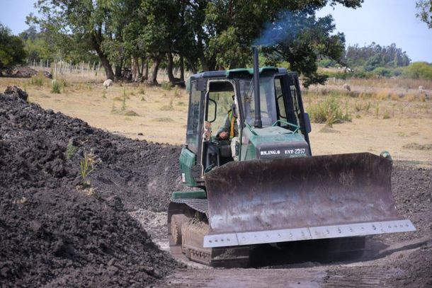 ¿Cómo avanza la ayuda del Ejército en los campos afectados por la sequía?