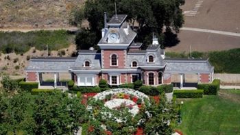 se vende la mansion de michael jackson por 30 millones de dolares