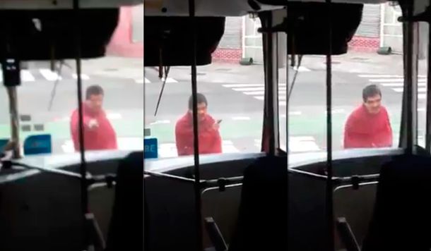 El llamado al 911 que alertó sobre el hombre que murió por la patada de un policía de la Ciudad