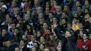 polemico: ¿simeone mando a sus jugadores a que le peguen a messi? polemico: ¿simeone mando a sus jugadores a que le peguen a messi?