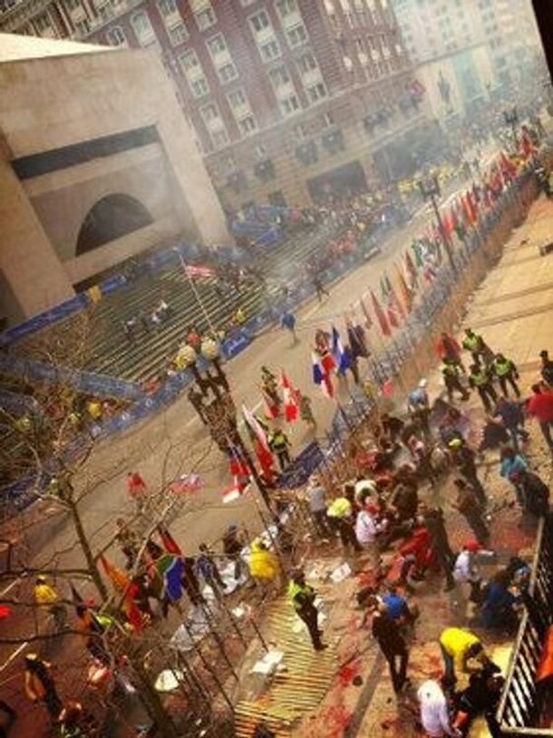 Explosión en el final de una maratón en Boston: tres muertos