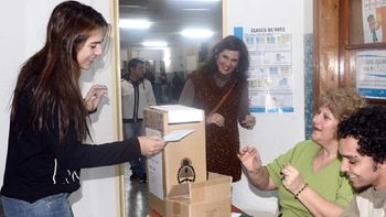 PASO: unos 1.125.500 jóvenes de entre 16 y 18 años podrán votar PASO: unos 1.125.500 jóvenes de entre 16 y 18 años podrán votar