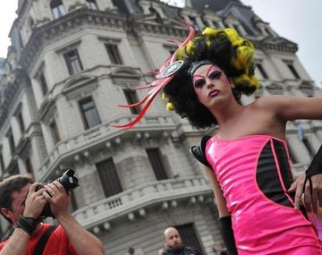Un barón del Conurbano asegura que los travestis tienen una enfermedad