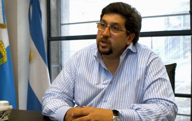 ¿Por qué no hicieron juicio político a Macri cuando cambió la ley para blanquear fondos del hermano?