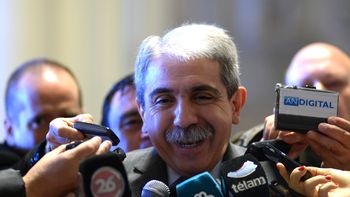 ultima conferencia de anibal: la historia va a maltratar a macri por la cautelar ultima conferencia de anibal: la historia va a maltratar a macri por la cautelar