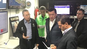 Enrique Peña Nieto supervisando los operativos Enrique Peña Nieto supervisando los operativos