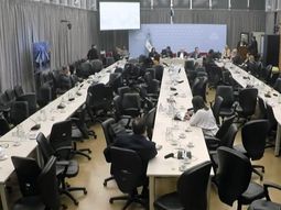 Plenario de comisiones en Diputados discutió el sobreendeudamiento familiar. Plenario de comisiones en Diputados discutió el sobreendeudamiento familiar.
