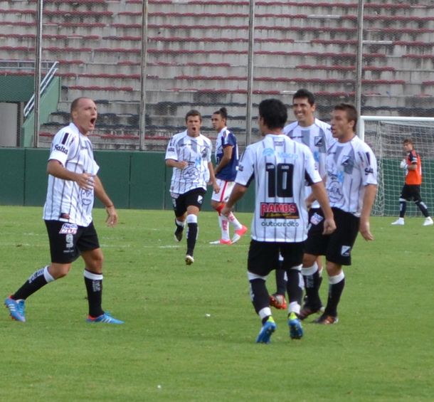 Amenazaron de muerte a los jugadores de Central Norte