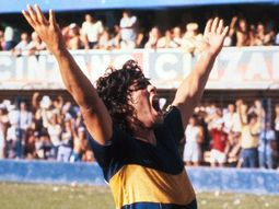 Piden sumar una estrella al escudo de Boca en honor a Maradona