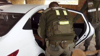 papelon: lo dejaron 16 dias preso por traficar cocaina liquida y era champu papelon: lo dejaron 16 dias preso por traficar cocaina liquida y era champu