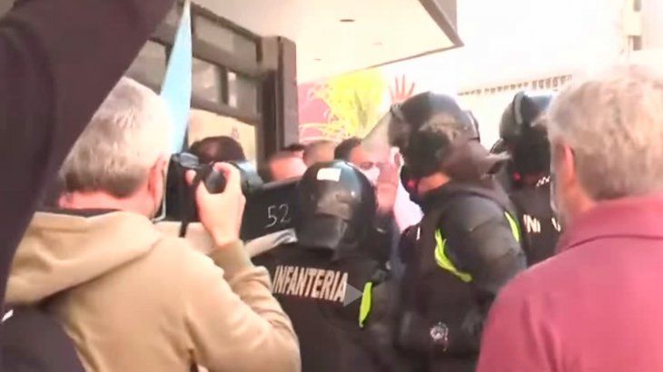 Tucumán: incidentes en una marcha contra Alberto Fernández