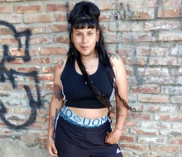 Bernal: una joven cayó de un auto en movimiento y murió atropellada