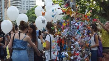 escucha la cancion en homenaje a lola a un ano de su muerte escucha la cancion en homenaje a lola a un ano de su muerte