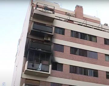 Explosión e incendio en un departamento por preparar un repelente casero