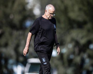 Bielsa convocará a un jugador amateur para la Selección de Uruguay