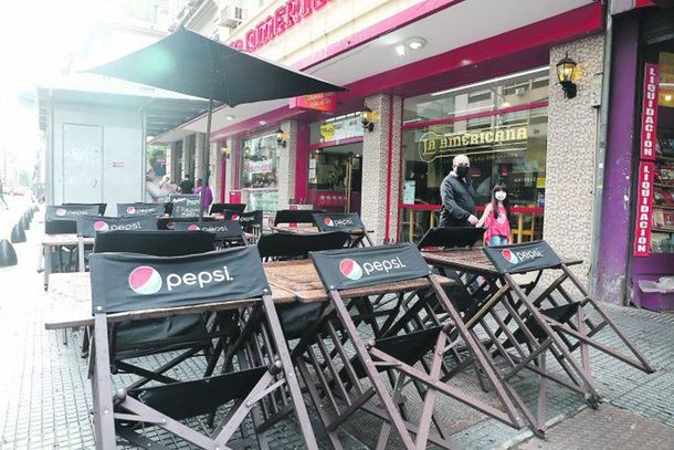 Se agrava la crisis de las pizzerías en avenida Corrientes por la falta de clientes