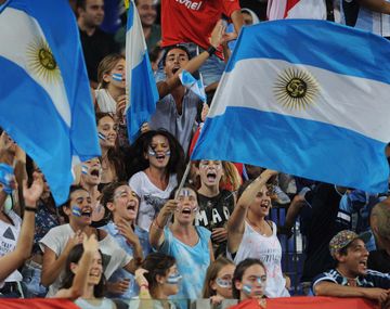 Le prohíben a 3 mil barras argentinos ir al Mundial Rusia 2018
