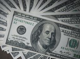 El dólar sumó su segunda jornada consecutiva al alza en el mercado cambiario de Uruguay. El dólar sumó su segunda jornada consecutiva al alza en el mercado cambiario de Uruguay.